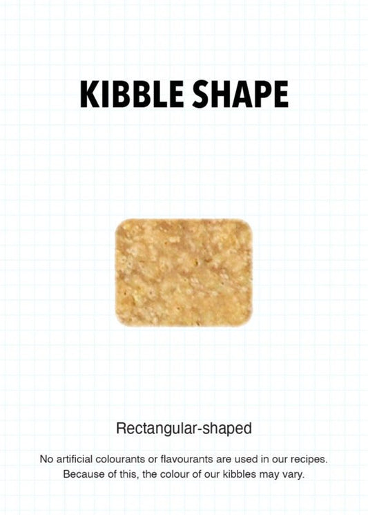 Rectangular chicken kibble pieces for senior cat food