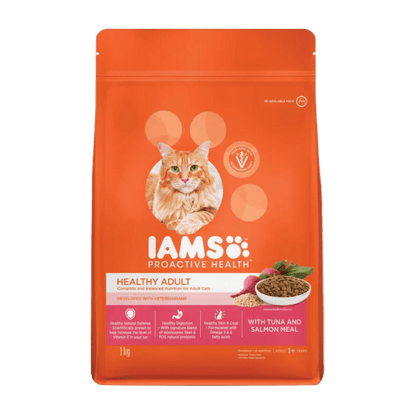 IAMS Proactive Health adult cat food pouch, orange front with cat portrait and tuna salmon