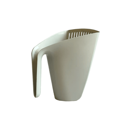 Light beige cat litter scoop with wide bowl and ridged sifting slots