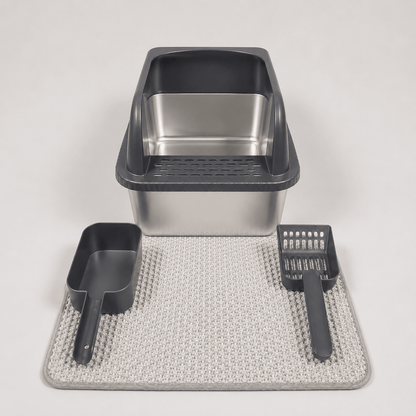 Black high-wall cat litter box with scoop and textured anti-slip mat