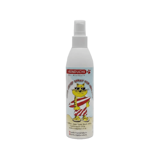 Catnip spray bottle with white pump and front label, KUNDUCHI brand.