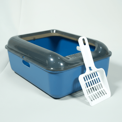 Blue cat litter box with dark gray lid and white scoop